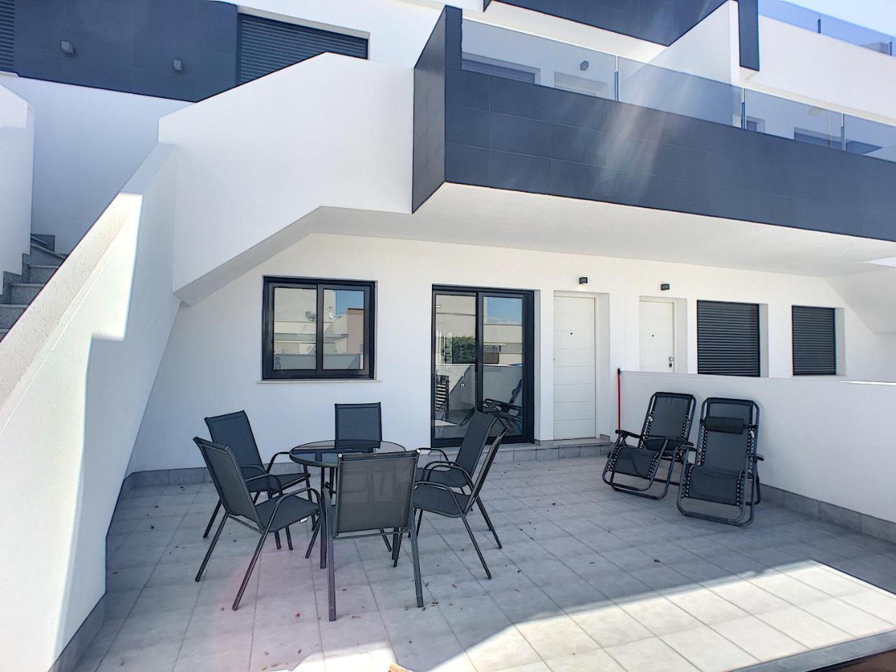 Pueblo 2 - Apartment Bobby 圣佩德罗－德尔皮纳塔尔 外观 照片